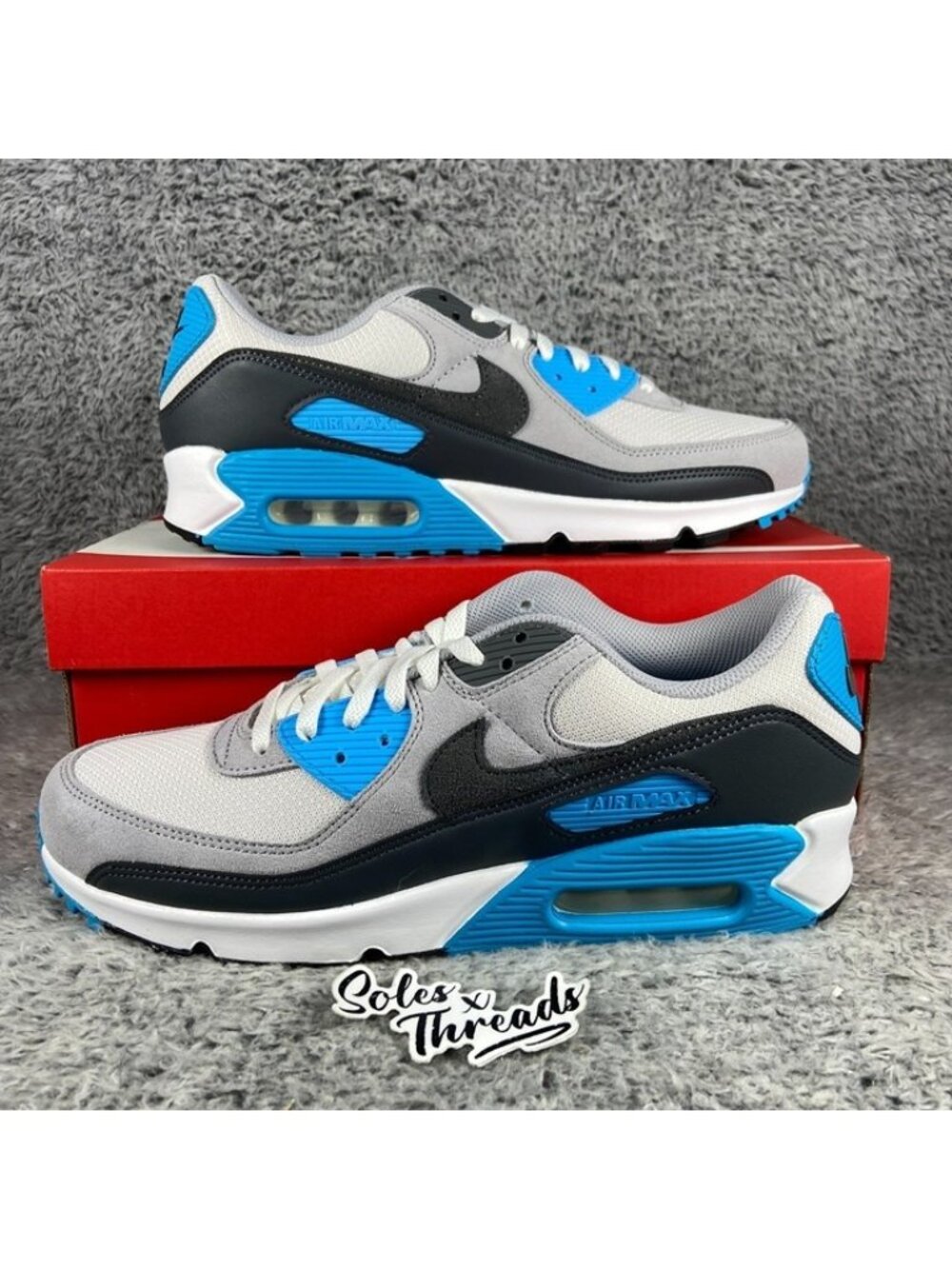 Nike Air Max 90 Platinum Tint Blue Lightning Size 11.5 Men DM0029-019
